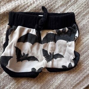 Kate Quinn Black and White Textured Shorts